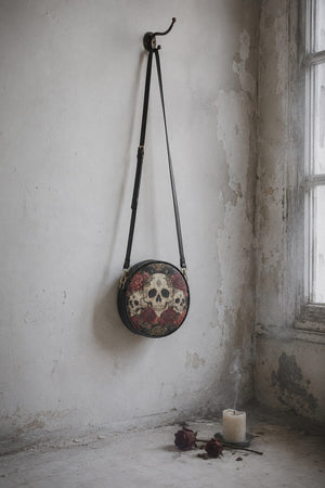 Skullette circle bag still life