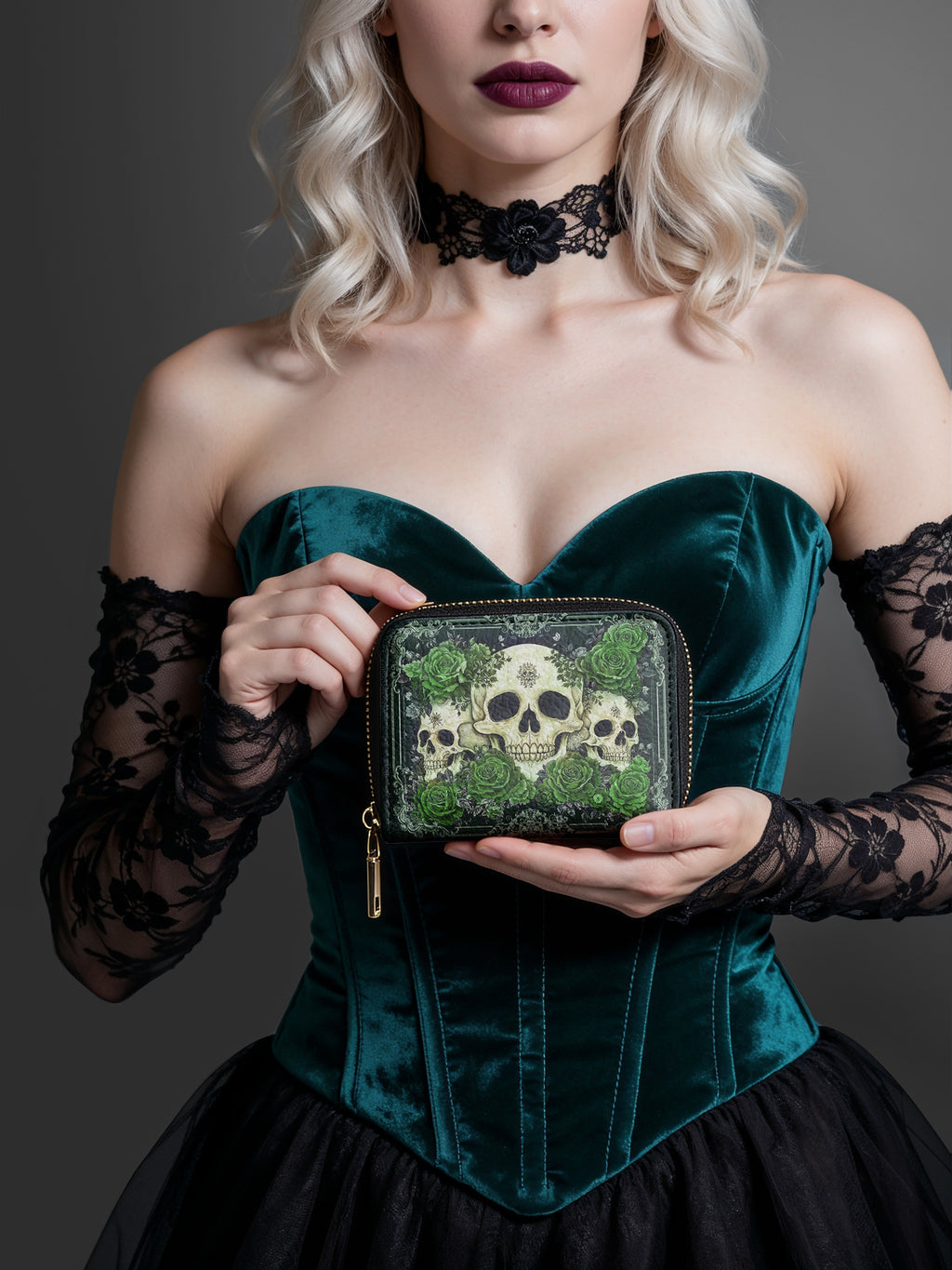 "Bloodrose" Poison Ivy Mini Wallet