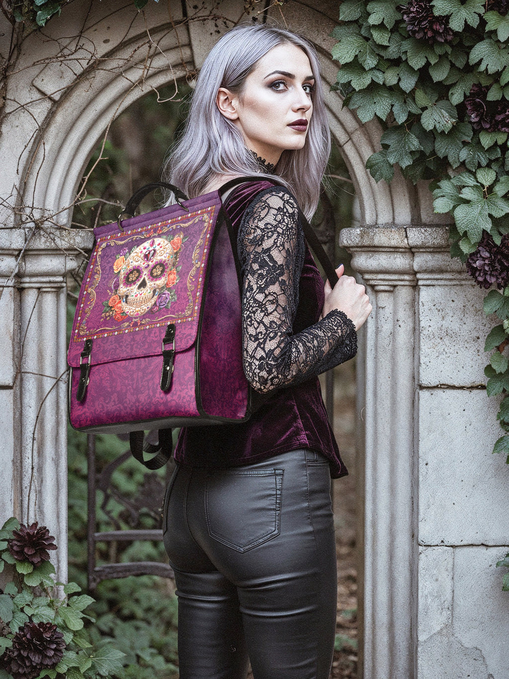 "Catrinelle" Leather Backpack