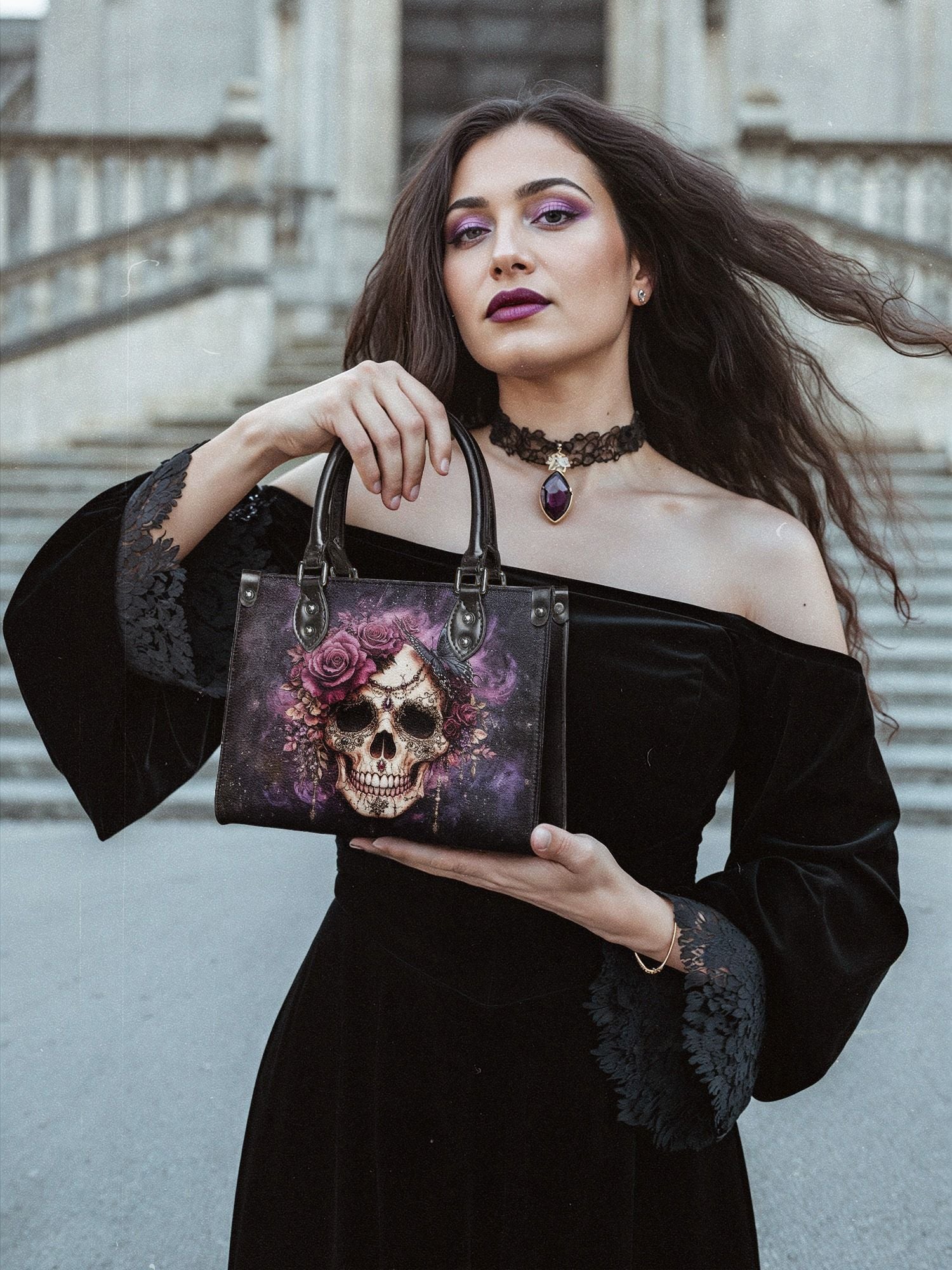 "Noxaria" - Black Interior - Small Leather Handbag