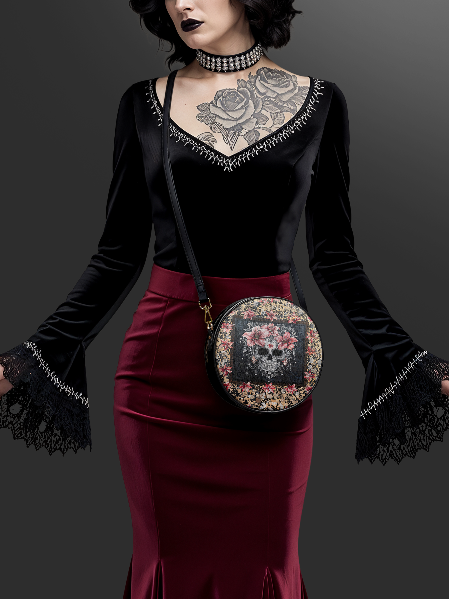 "Roselace" Circle Crossbody Bag